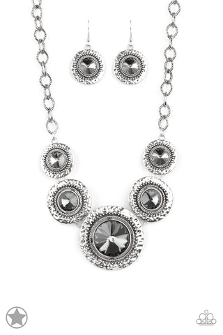 Paparazzi Accessories Global Glamour Necklace