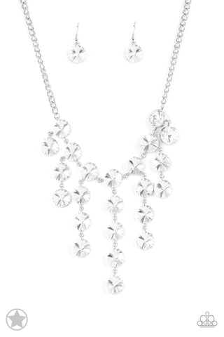 Paparazzi Accessories Spotlight Stunner Necklace