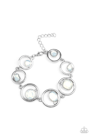 Paparazzi Accessories Date Night Drama - White Bracelet